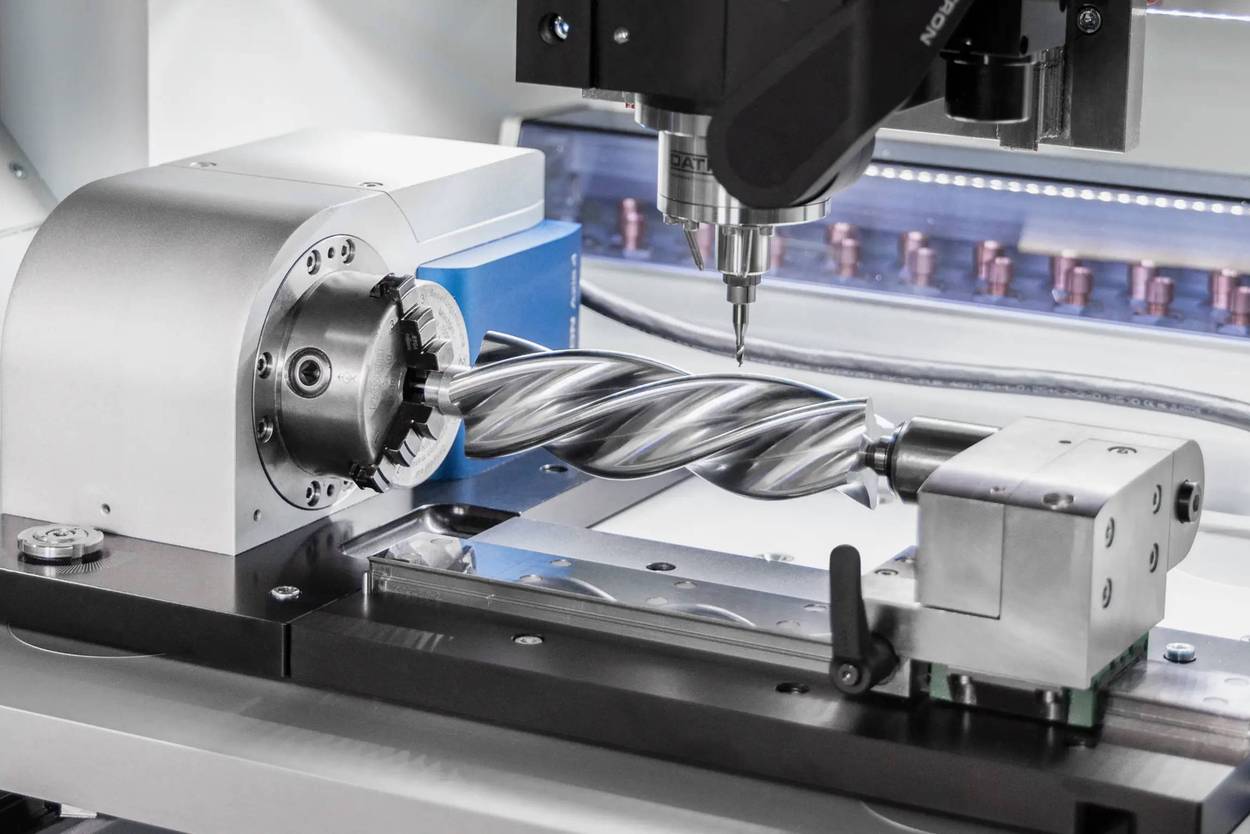 4e axe pour CNC DATRON
